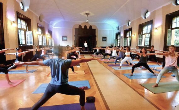 Sanctuary Yoga at Neumünster-Gemeindesaal Zürich